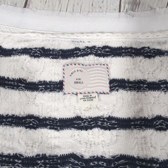 Anthropologie Postmark Textured Stripe Pleated Inset‎ Top Navy and White S - Picture 5 of 8